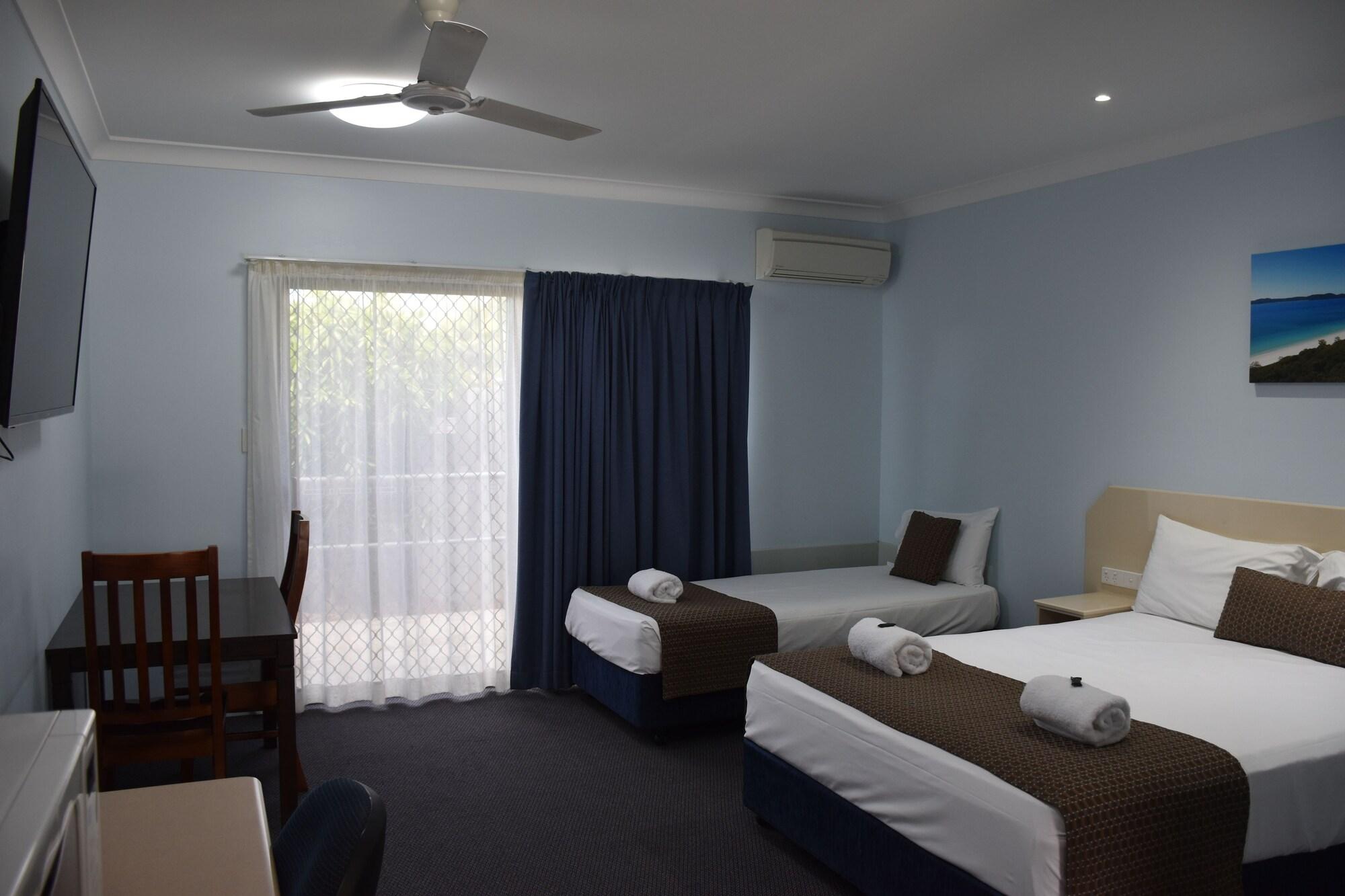 Bluewater Harbour Motel Bowen Exterior photo