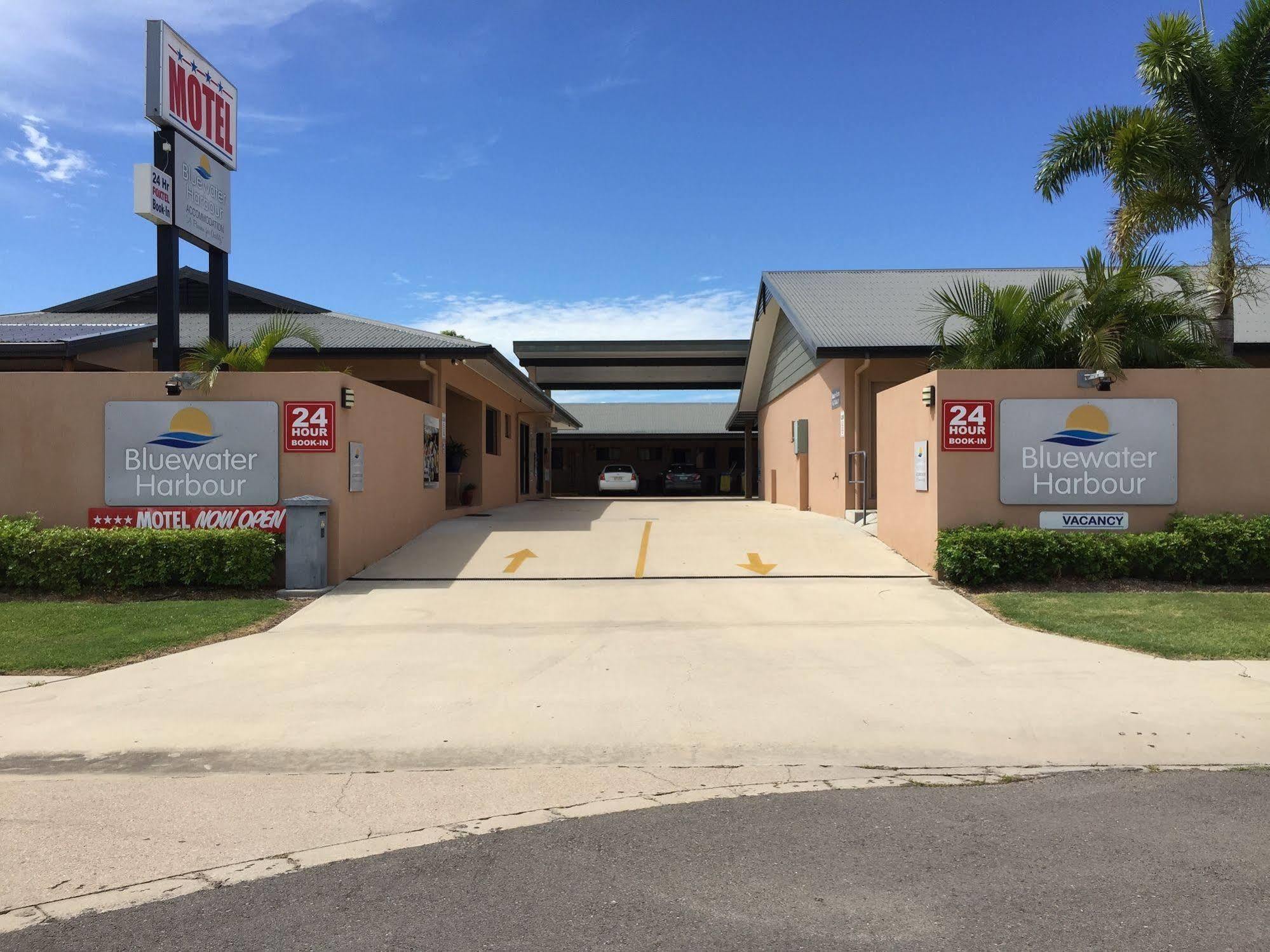 Bluewater Harbour Motel Bowen Exterior photo