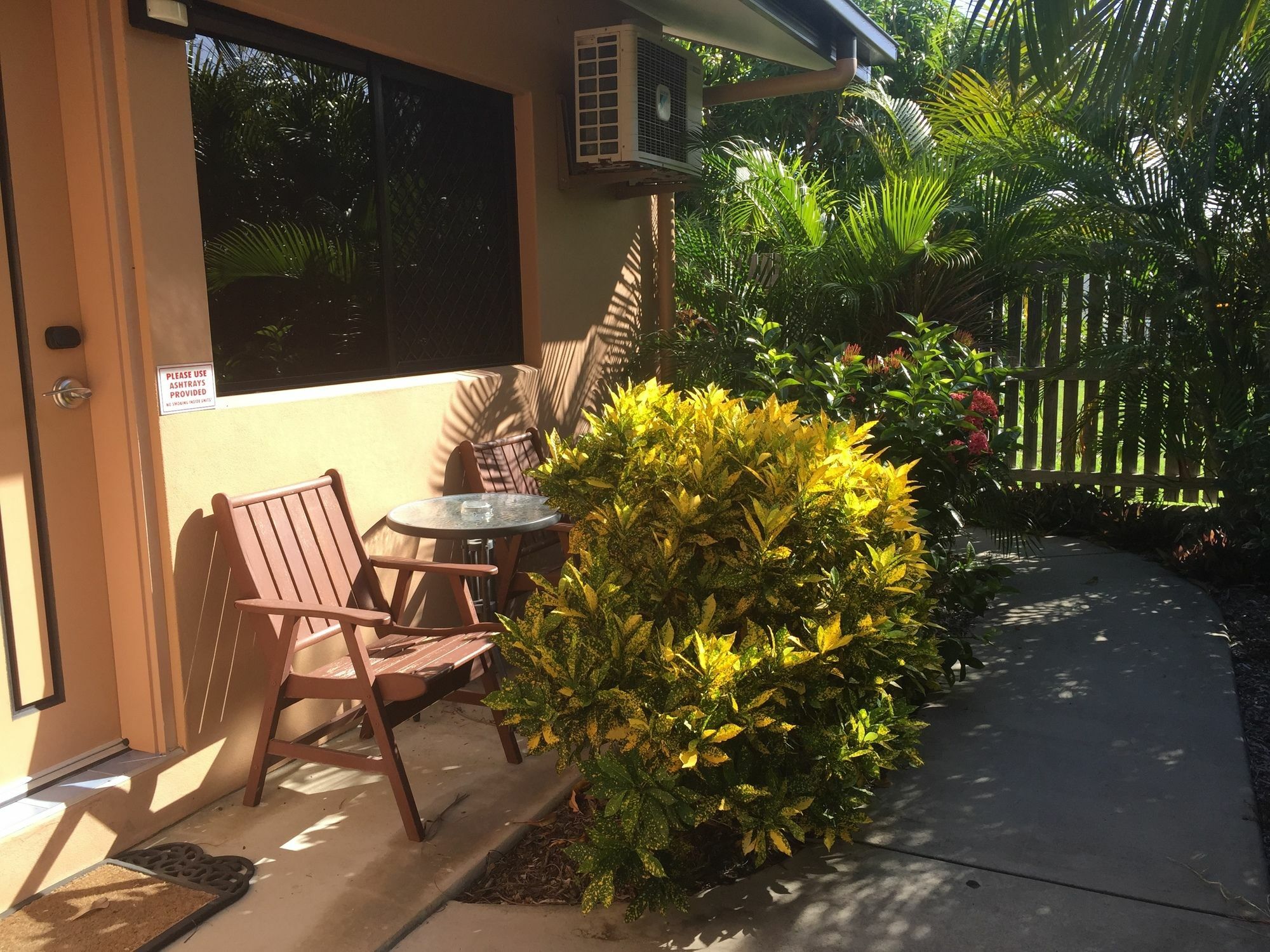Bluewater Harbour Motel Bowen Exterior photo