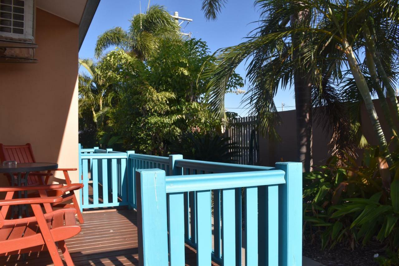 Bluewater Harbour Motel Bowen Exterior photo
